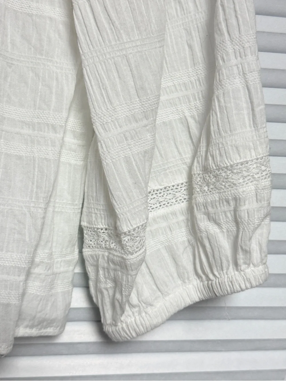 Steve Madden BB Dakota Cropped Peasant Blouse - Soft V-Neck - Picture 4 of 5